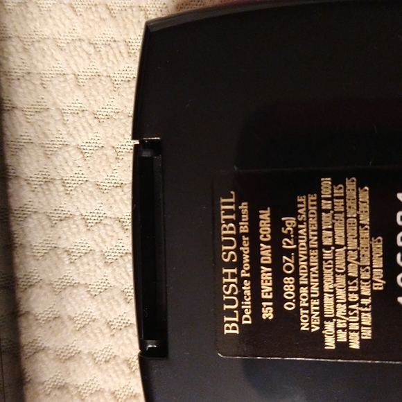 7PC 🔥Lancome A Parisian Wanderlust Eye and Face Palette with Brush, 16 Shades🔥 - Picture 5 of 13